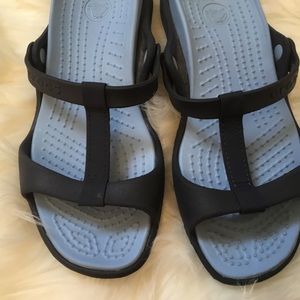 crocs cleo iii size 6
